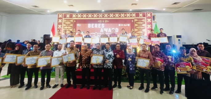 Wabup PALI Apresiasi Kerja Keras Pemerintah Desa Atas PALI Mendominasi BERES Award 2025