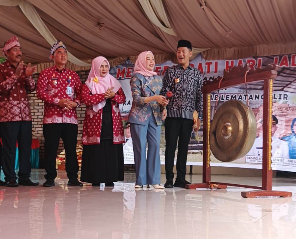 Bupati PALI Dianugerahi Gelar Adat Mak Raje Negeri Kebon Undang