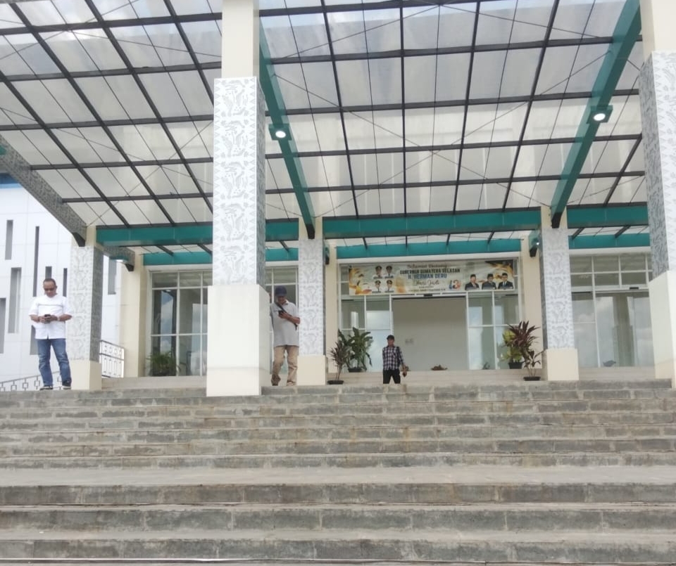DPRD PALI Kosong Saat Didatangi, LSM Macan: Rumah Rakyat atau Kantor Tanpa Penghuni?